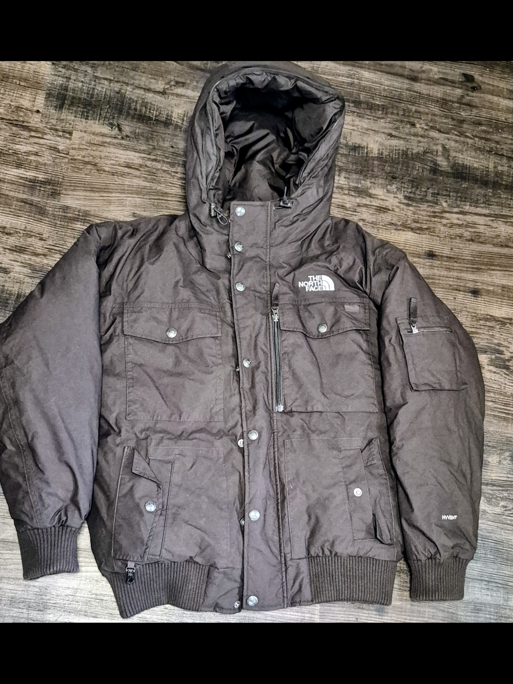 The North Face Men's Hooded Insulated Puffer Jacket in Dark Brown